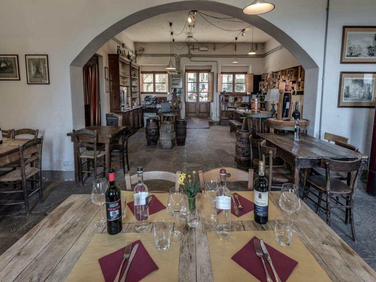 Tenuta Di Capezzana Bed & Breakfast Seano Bagian luar foto