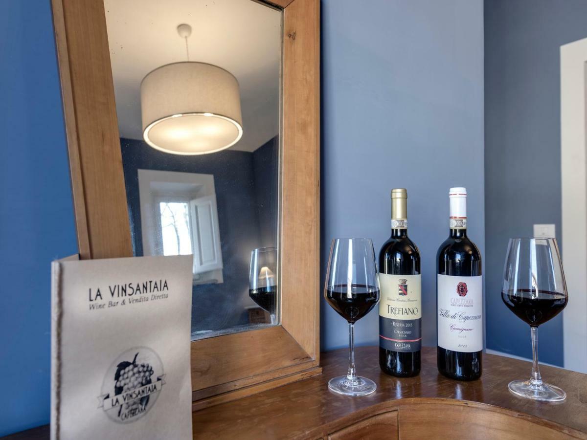 Tenuta Di Capezzana Bed & Breakfast Seano Bagian luar foto