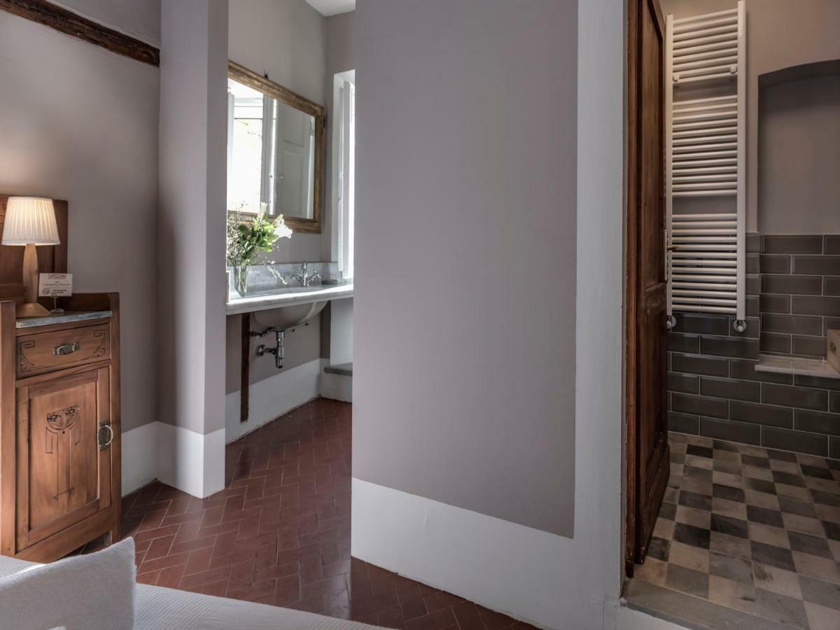 Tenuta Di Capezzana Bed & Breakfast Seano Bagian luar foto
