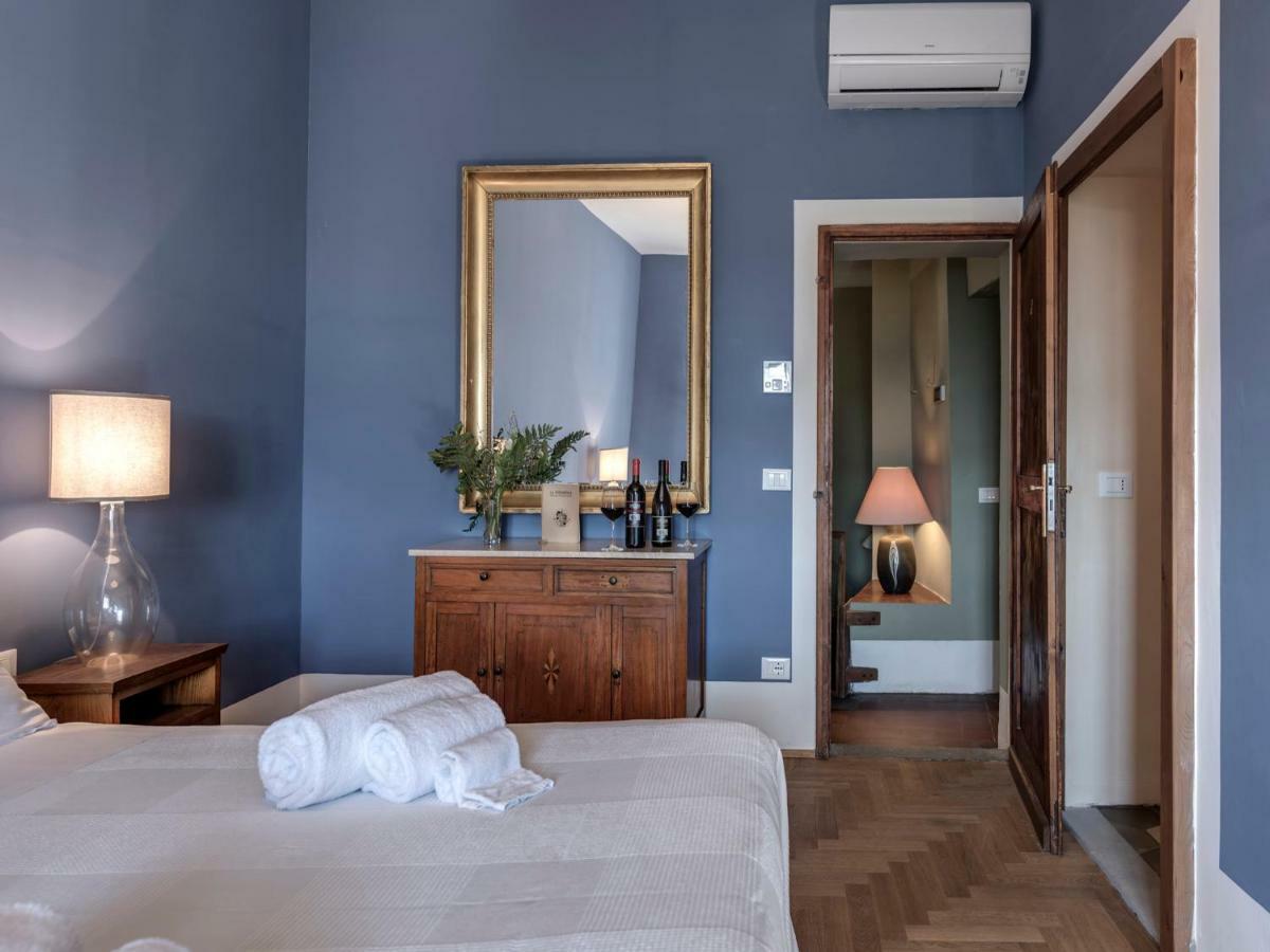 Tenuta Di Capezzana Bed & Breakfast Seano Bagian luar foto