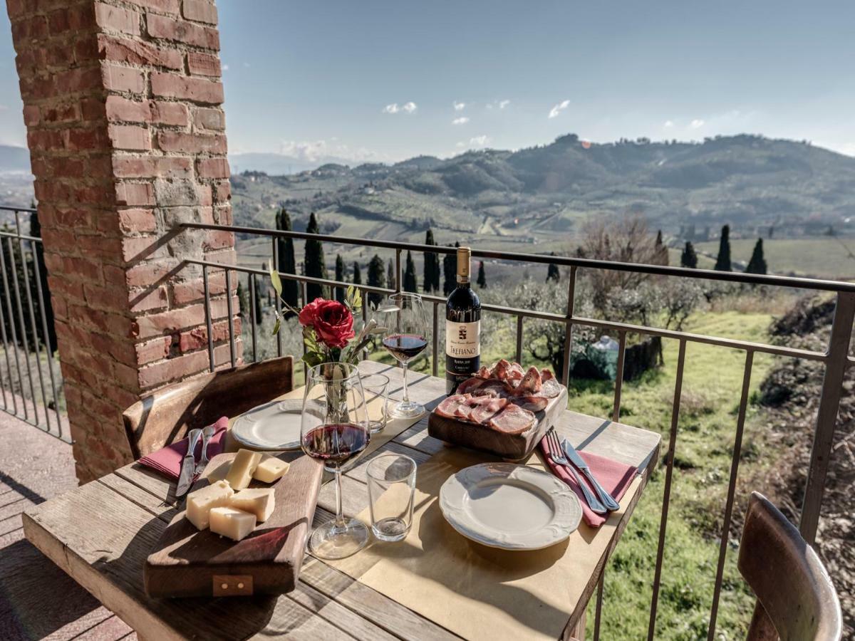Tenuta Di Capezzana Bed & Breakfast Seano Bagian luar foto